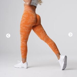 BNWT NVGTN  leggings